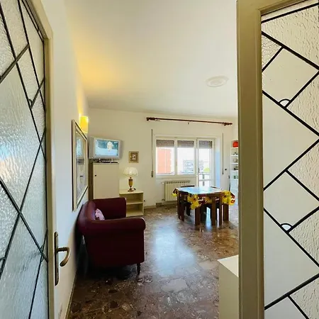 Duca House *